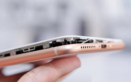 iPhone 8 Plus/X swelling battery issues 